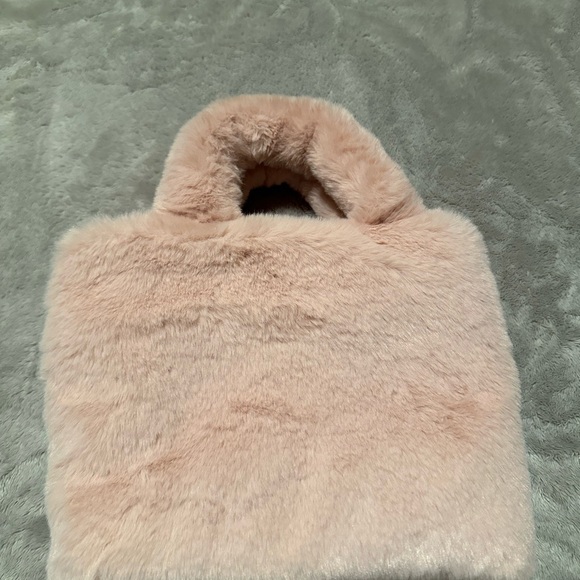 Mini Tote: Juicy Couture - Picture 4 of 4